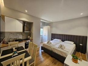 1-Leo's Apartment Saranda